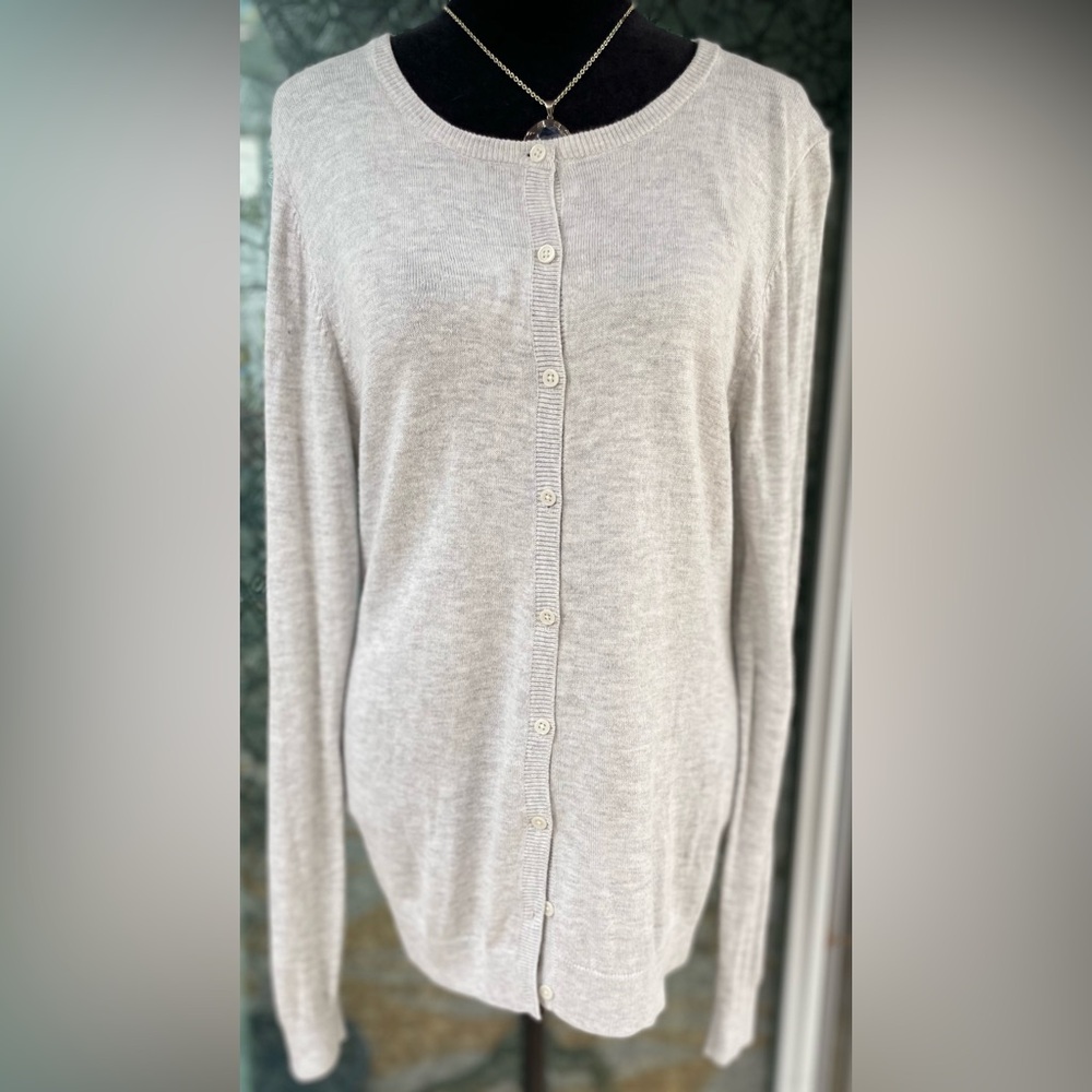 Classic Cardigan Heather Gray Button Up Medium